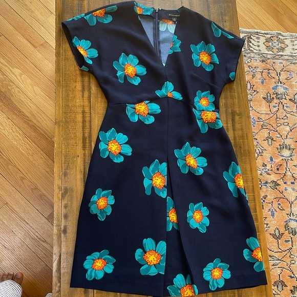 Banana Republic Dresses & Skirts - Banana republic floral dress
